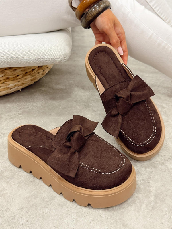 Women Slippers and Mules G497 - BROWN