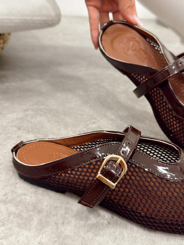 Women Slippers and Mules G504 - BROWN