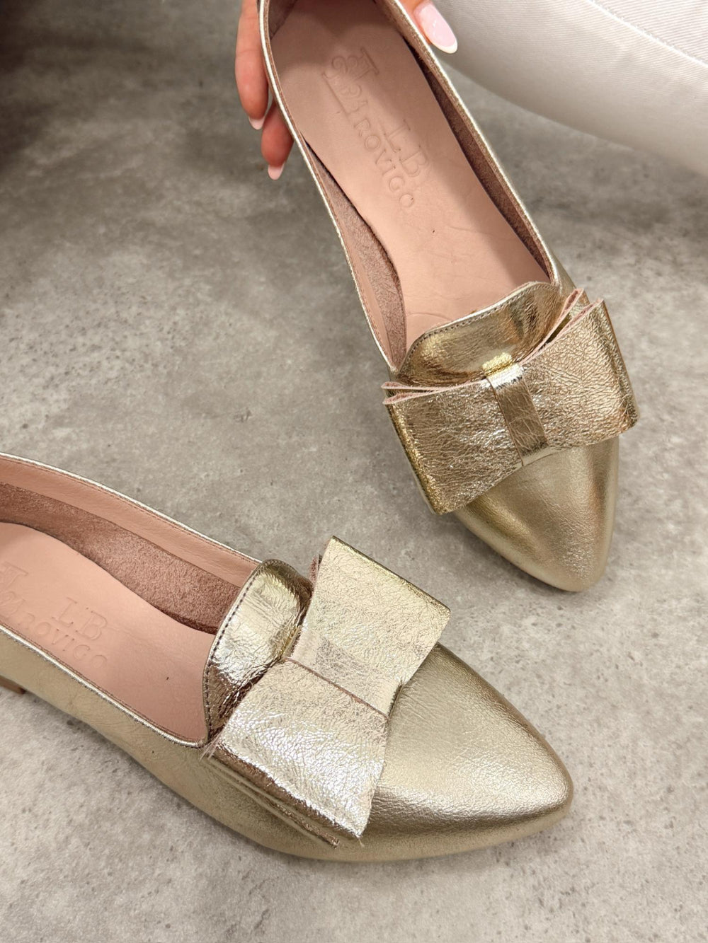 Flat leather shoes G395 - GOLD