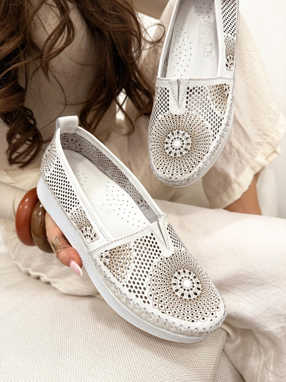 Flache Lederschuhe G166 - WEISS