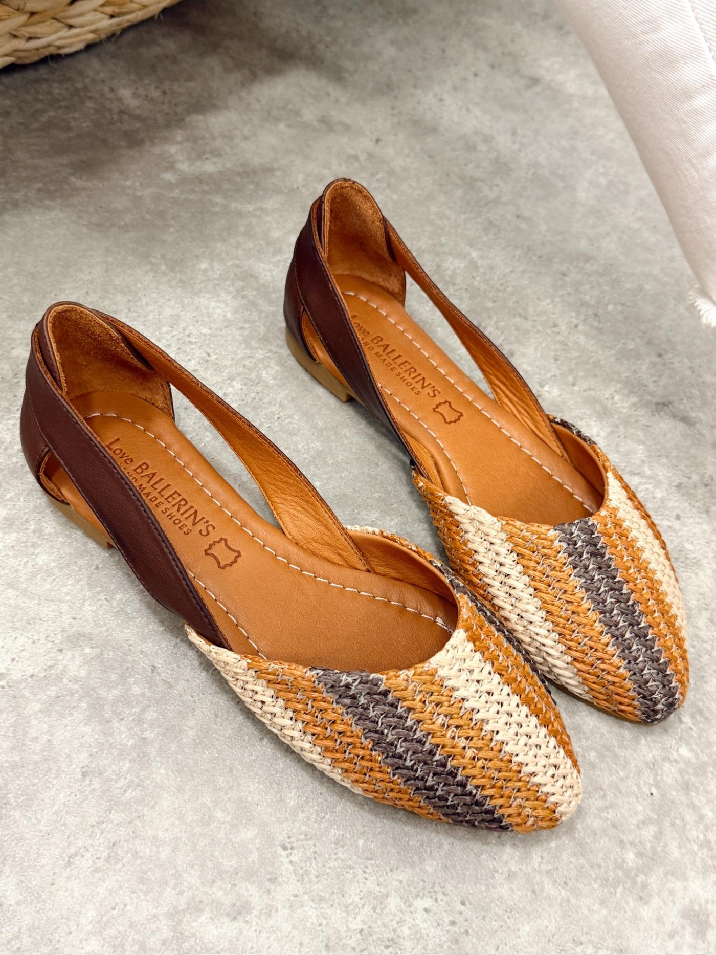 Leather sandals G415 - BROWN