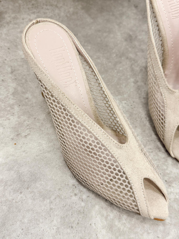 Women Slippers and Mules G520 - BEIGE