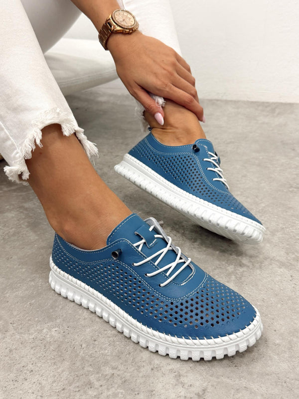 Leather sneakers G398 - BLUE