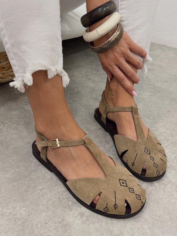 Leather sandals G432 - BEIGE