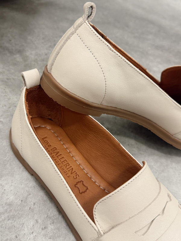 Flat leather shoes G420 - BEIGE