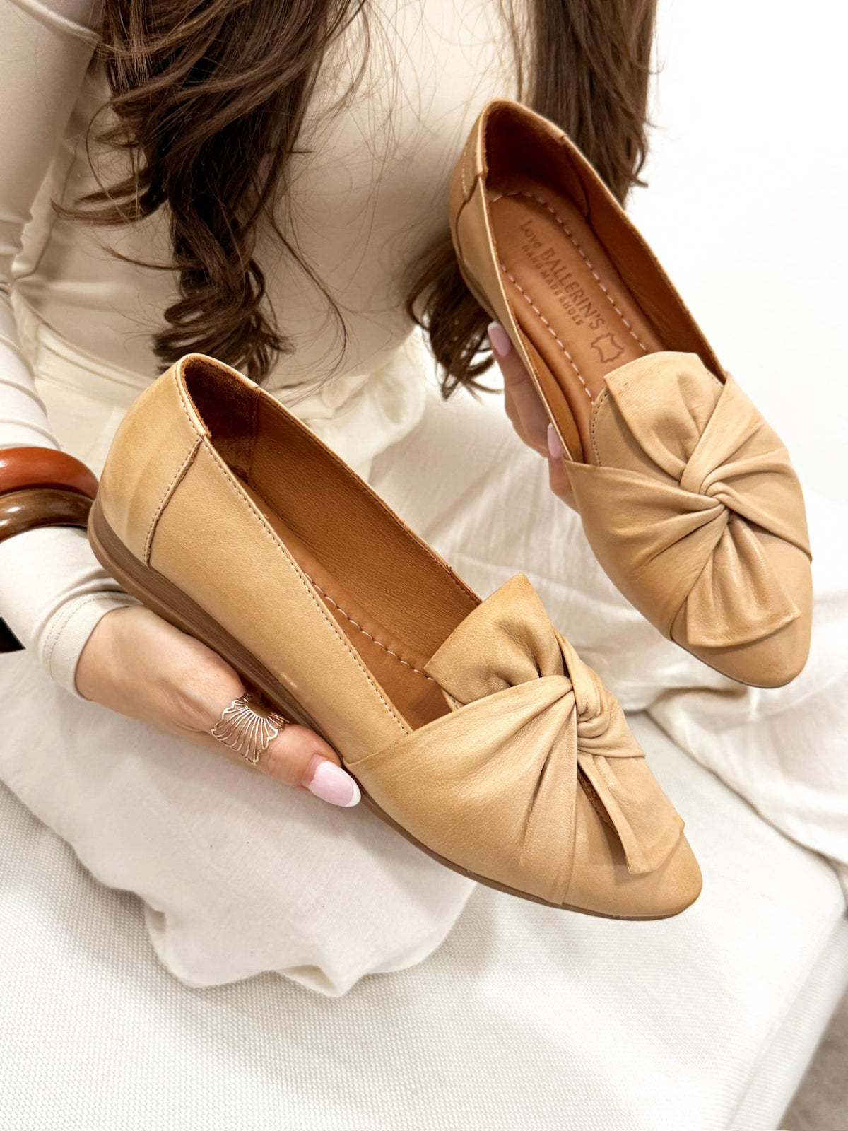Leather ballet flats G191 - BEIGE