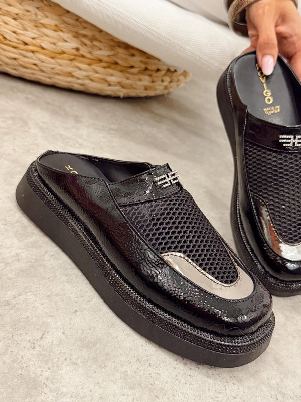 Women Slippers and Mules G486 - BLACK