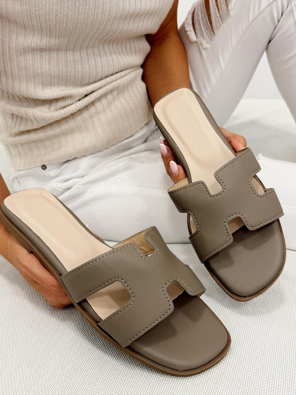 Women Slippers and Mules G333 - GREY