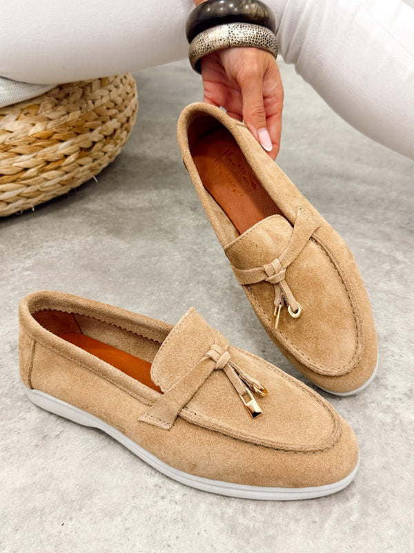 Flat leather shoes G518 - BEIGE