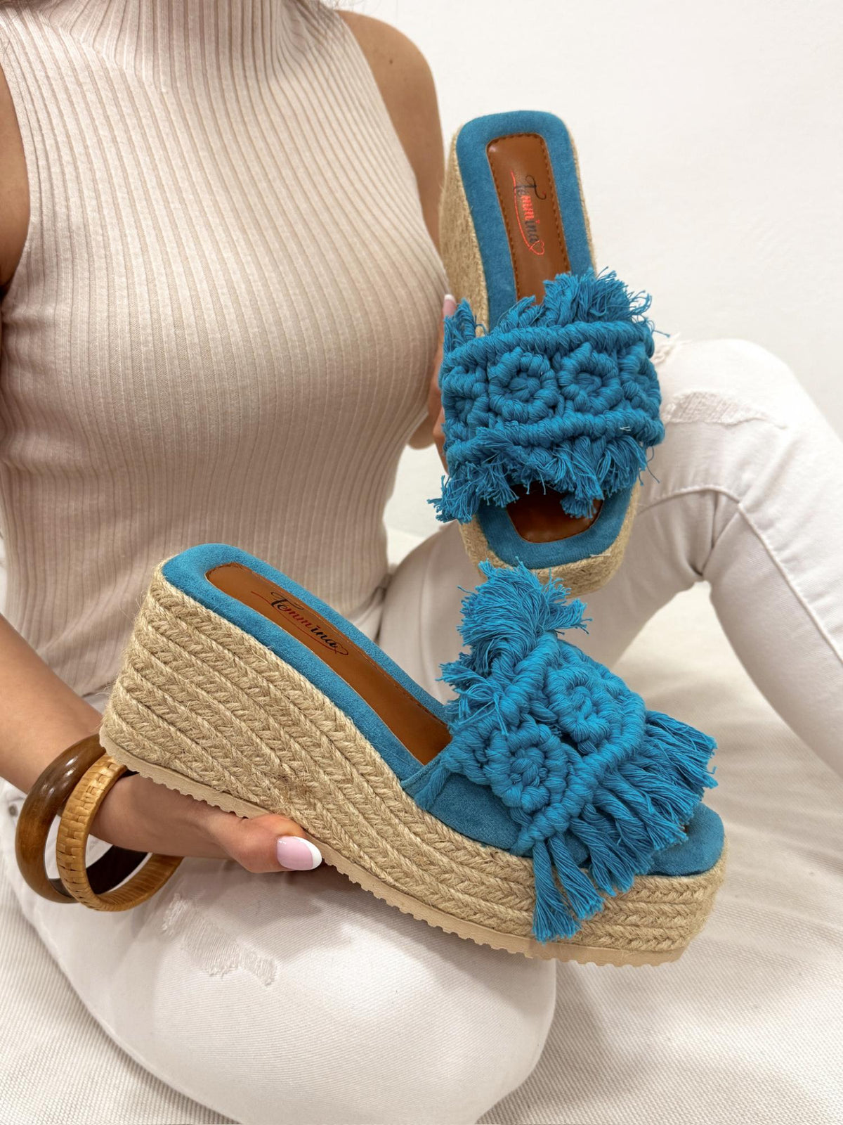 Women Slippers and Mules G237 - BLUE