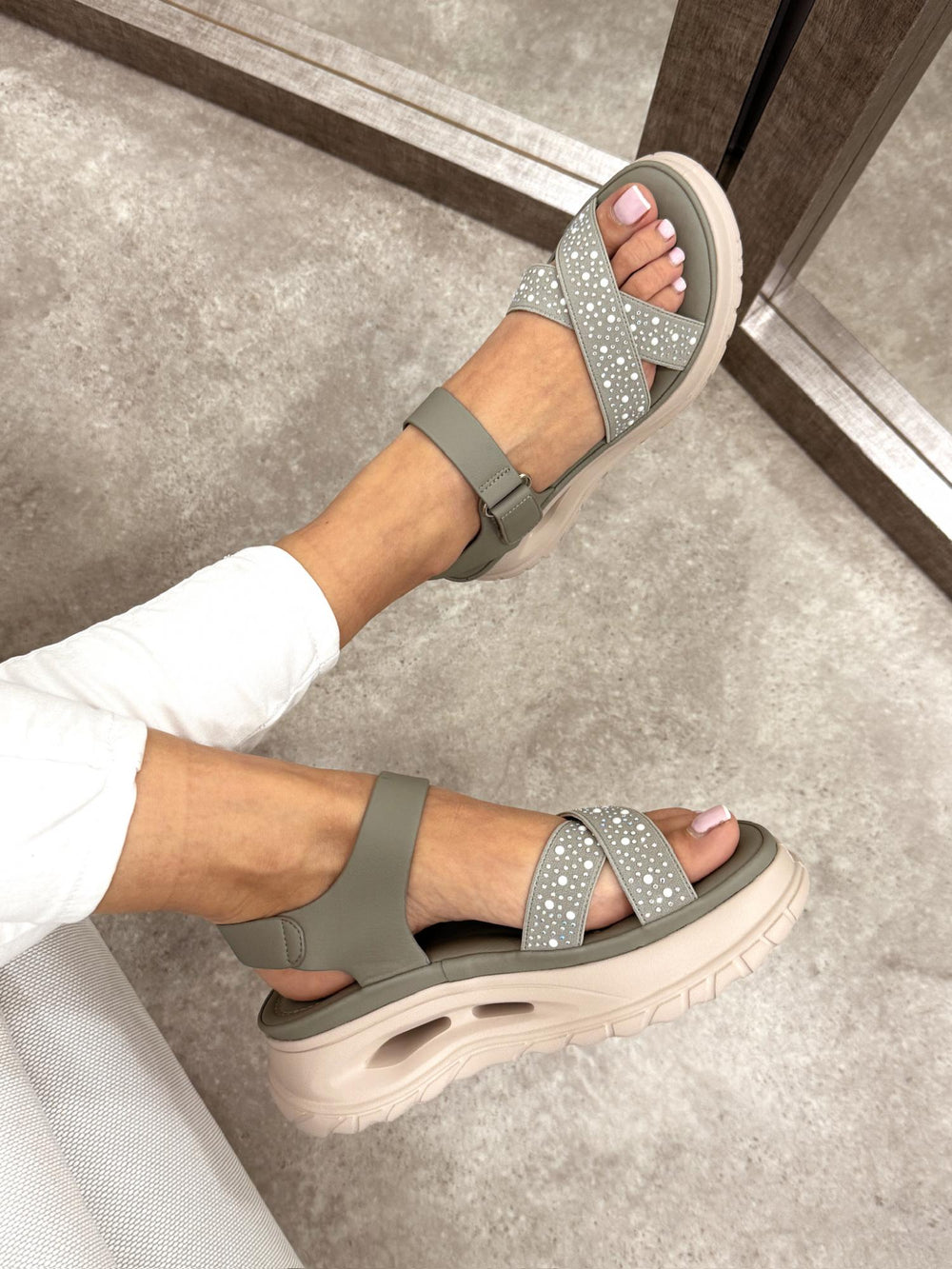 Women sandals G092 - GREEN