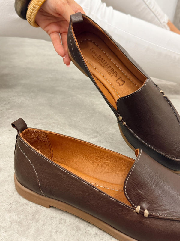 Flat leather shoes G419 - BROWN