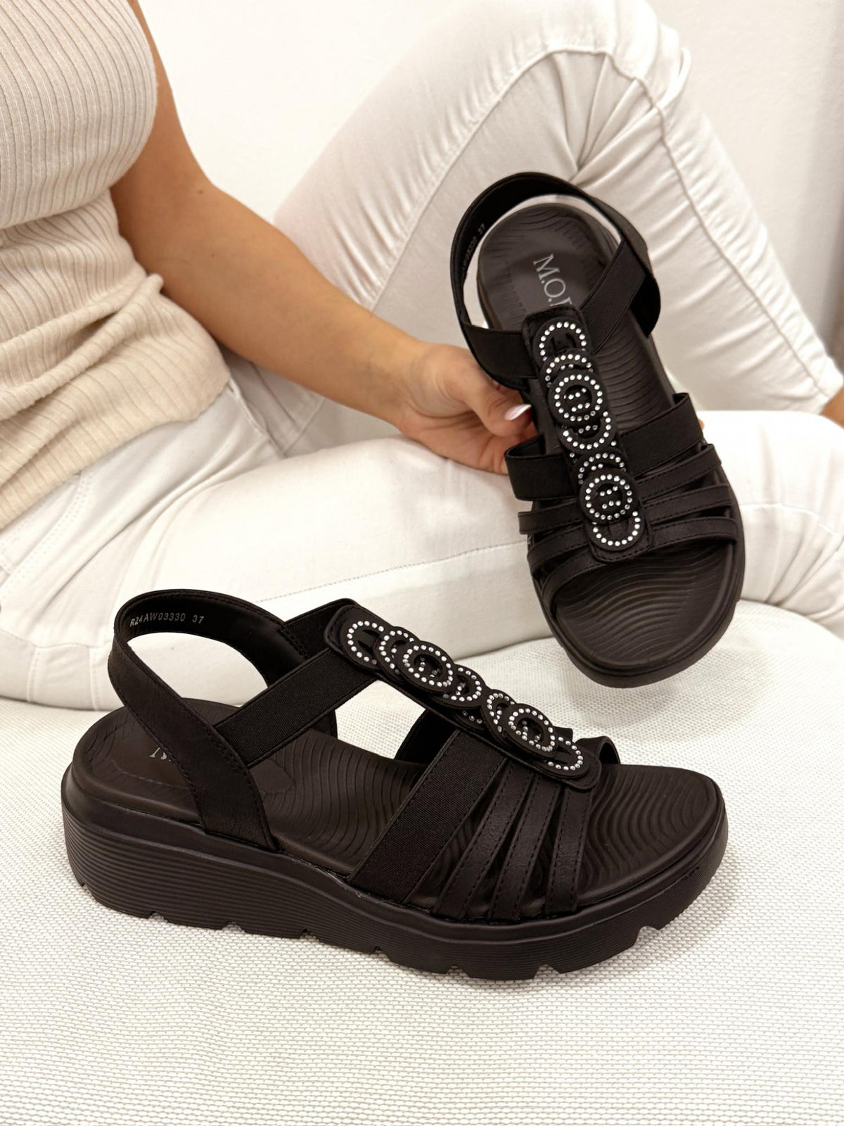 Women sandals G093 - BLACK