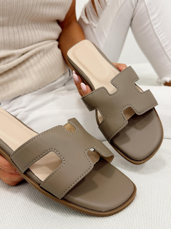 Women Slippers and Mules G333 - GREY