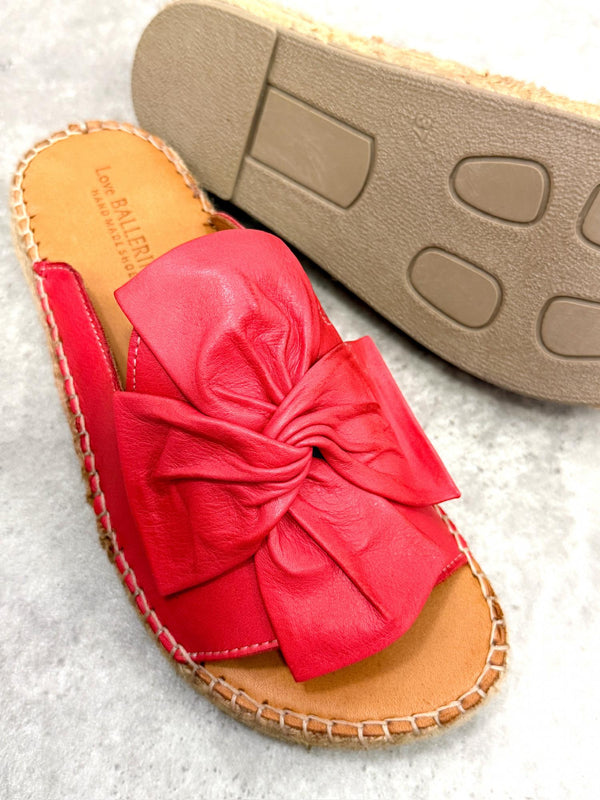 Leather slippers G410 - RED