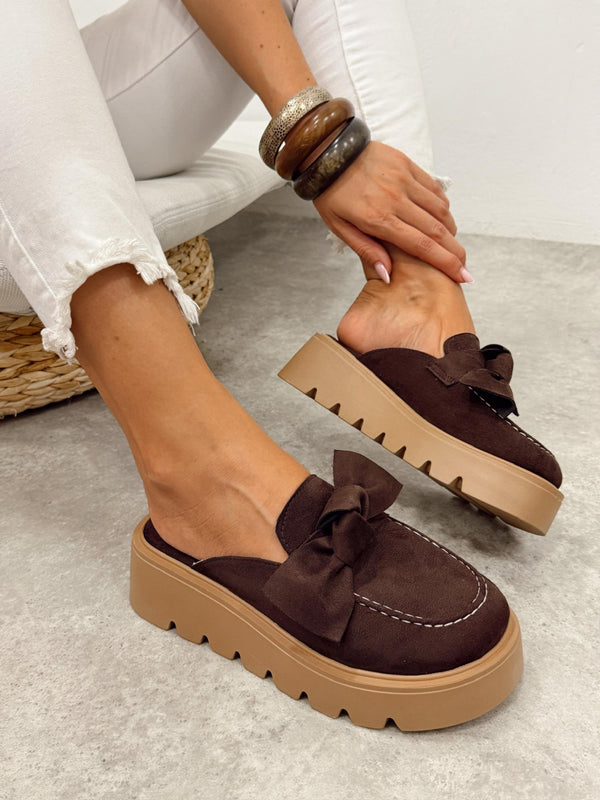 Women Slippers and Mules G497 - BROWN