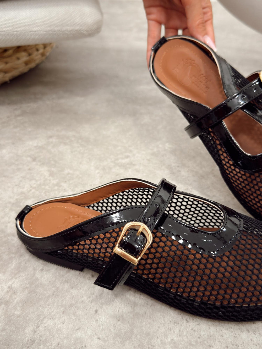 Damen Pantoletten und Mules G504 – SCHWARZ