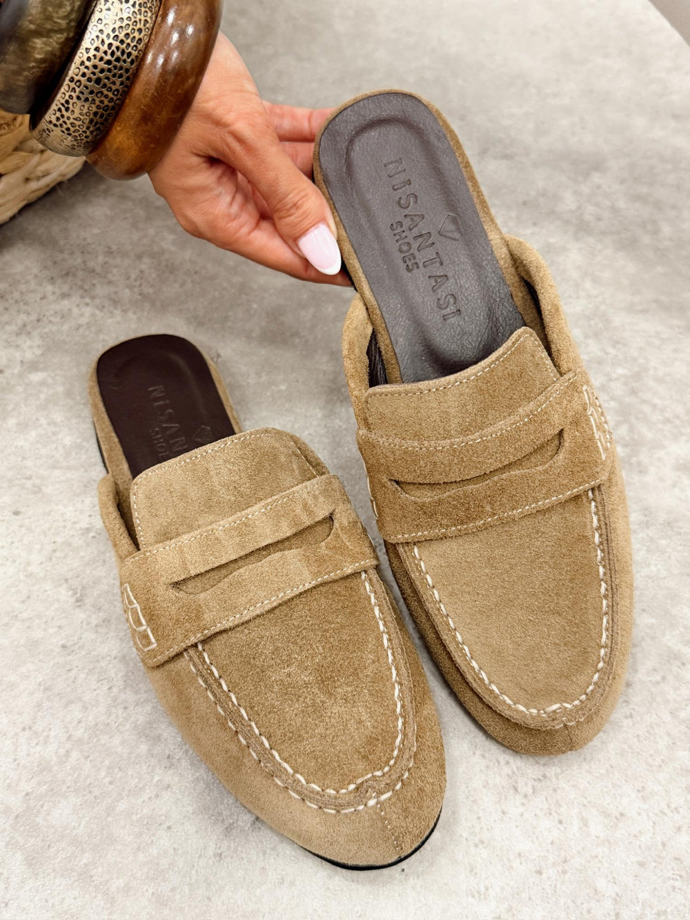 Leather slippers G365 - BEIGE