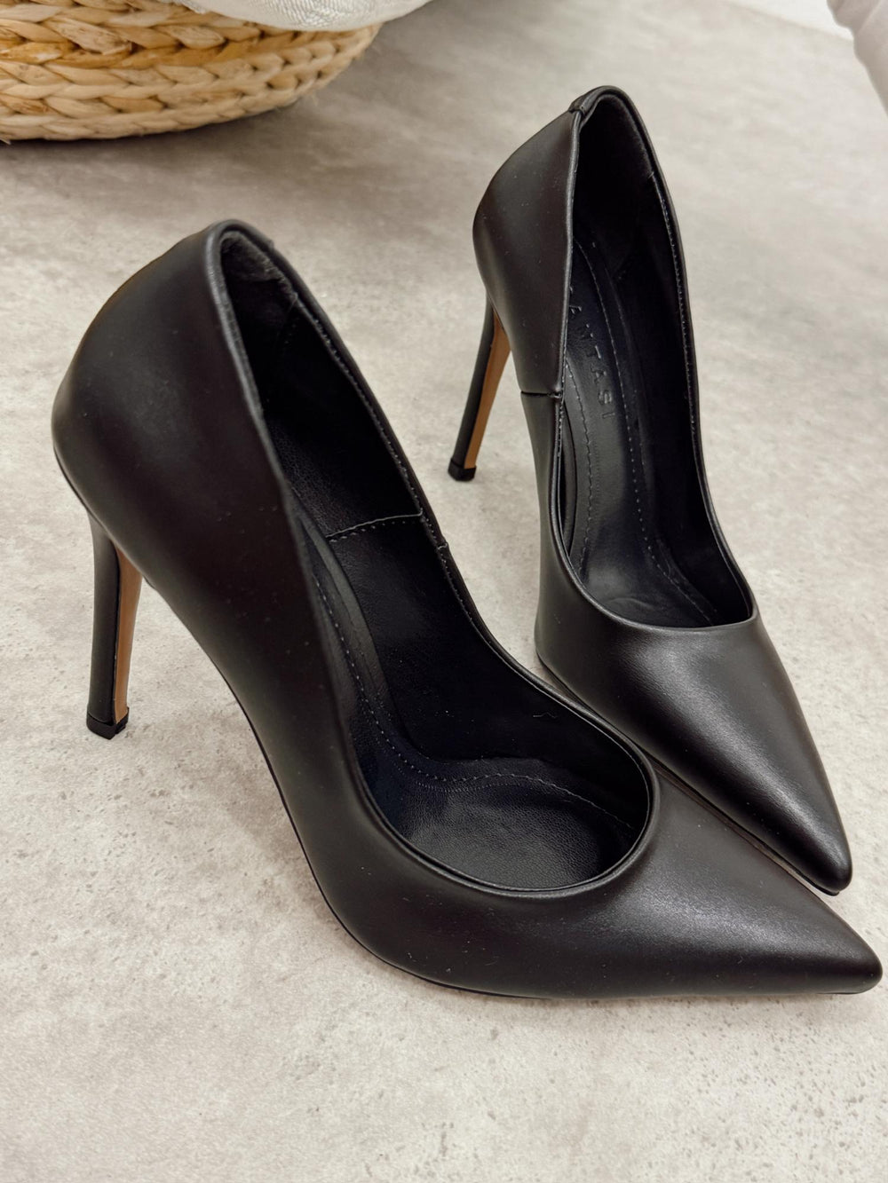 Heels G444 - BLACK