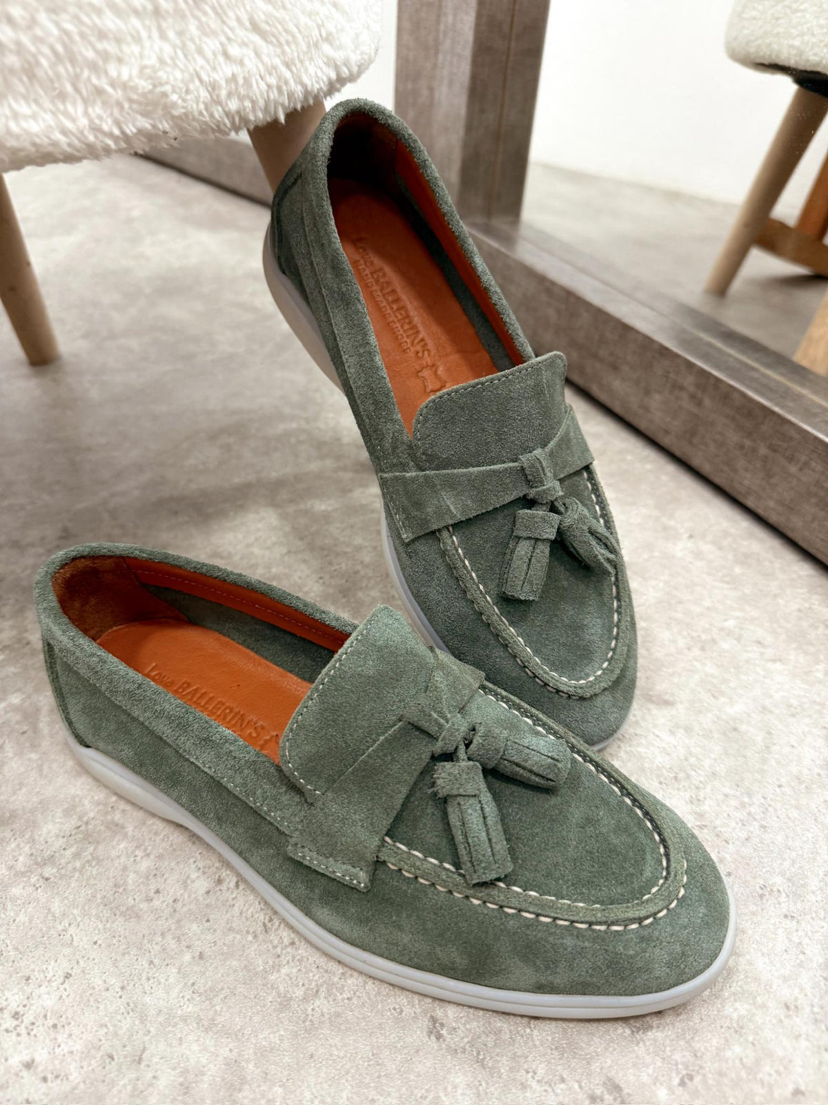 Flat leather shoes G210 - GREEN