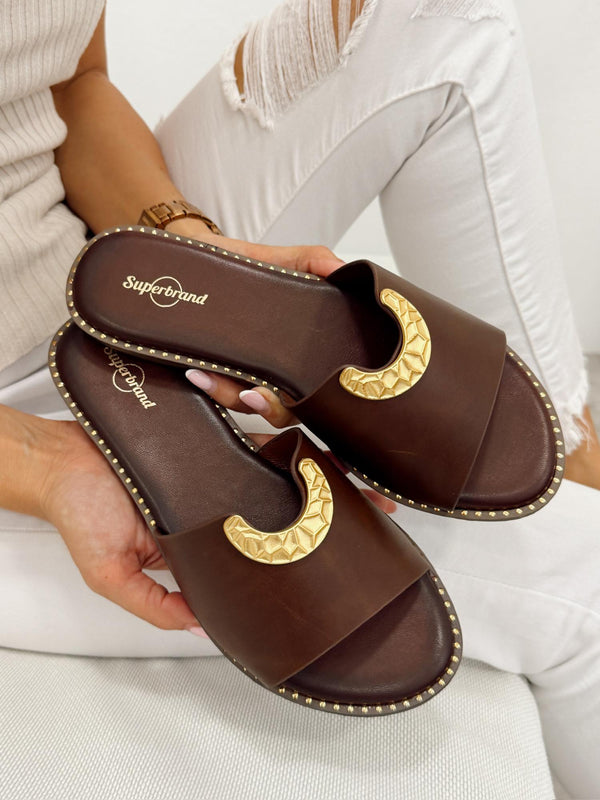 Women Slippers and Mules G330 - BROWN