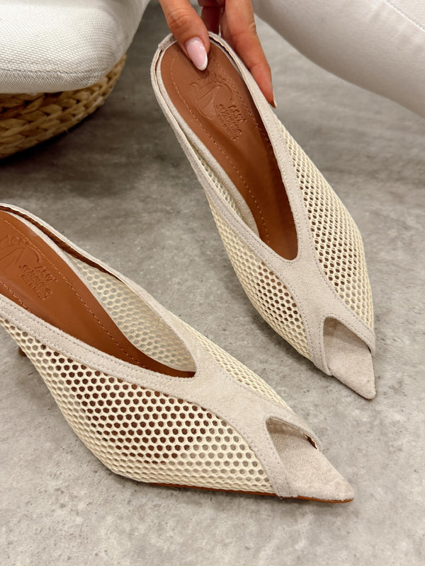 Women Slippers and Mules G500 - BEIGE