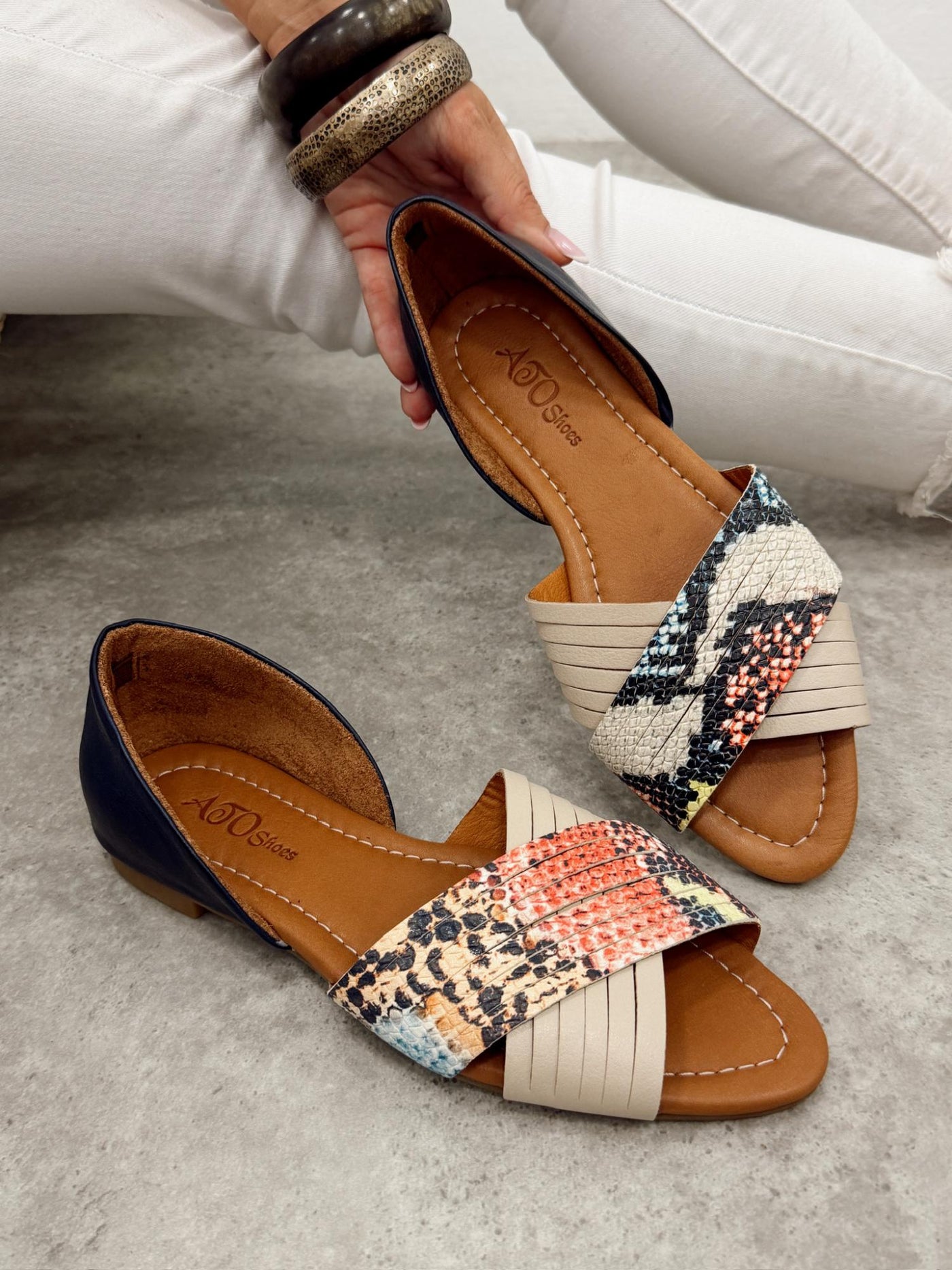 Leather sandals G473 - NAVY