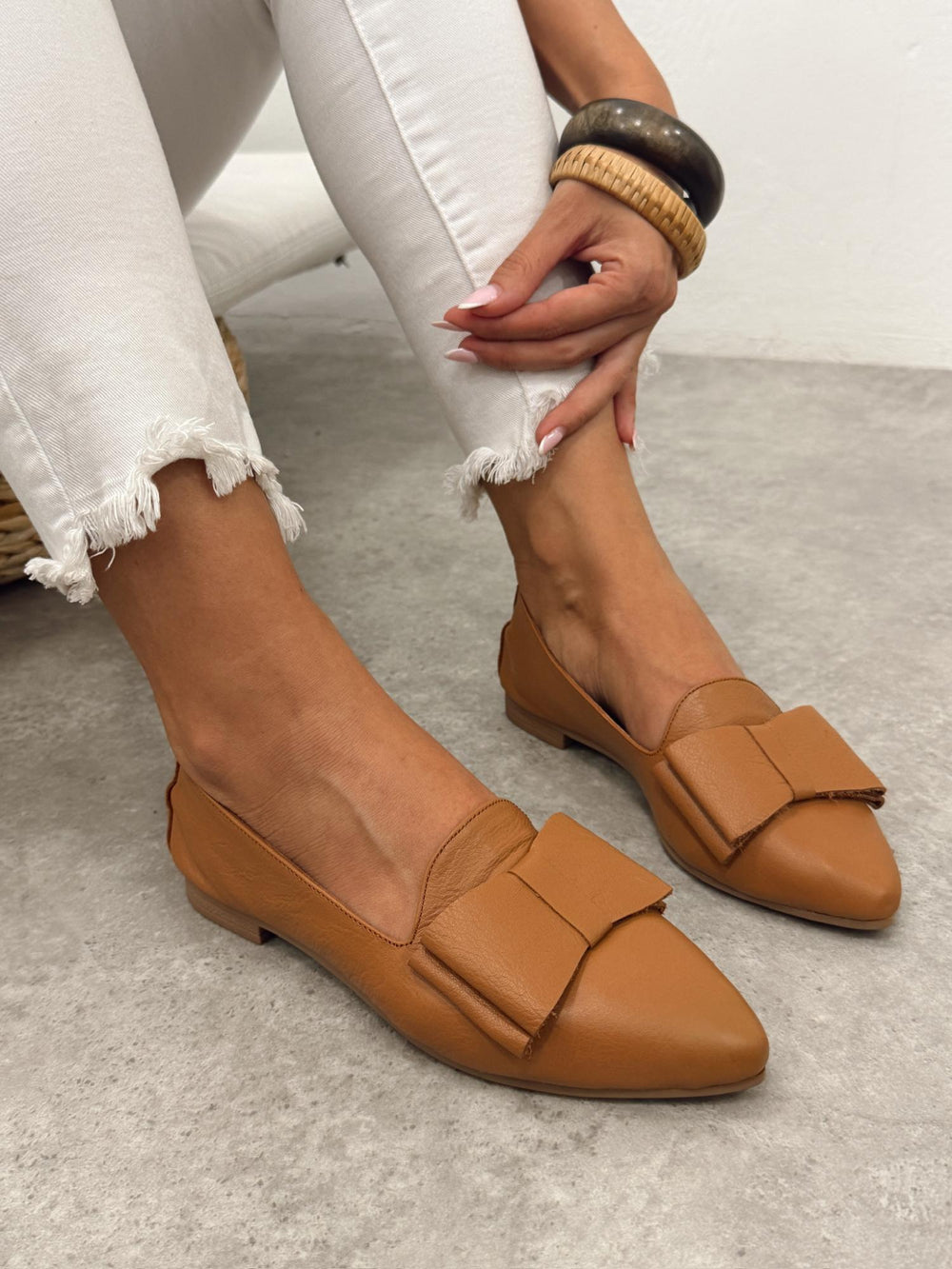 Flat leather shoes G395 - CAMEL