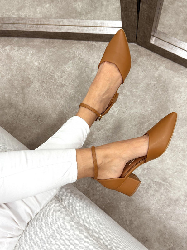 Women sandals G077 - CAMEL