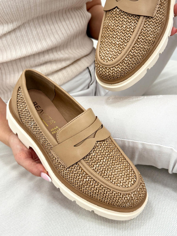 Women flats G015 - BEIGE