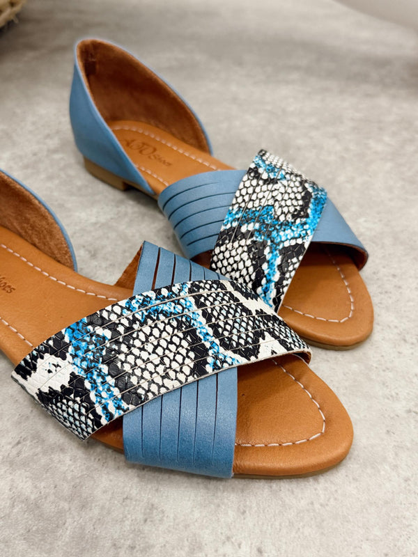 Leather sandals G473 - BLUE