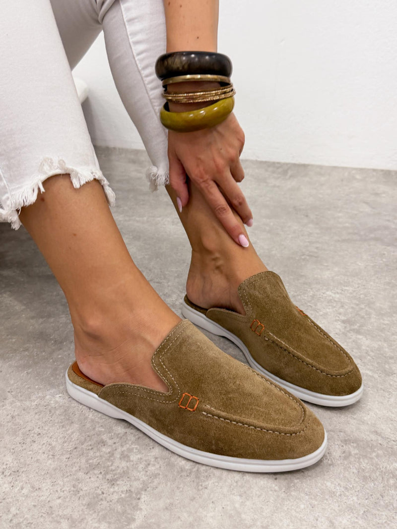 Leather slippers G439 - BEIGE