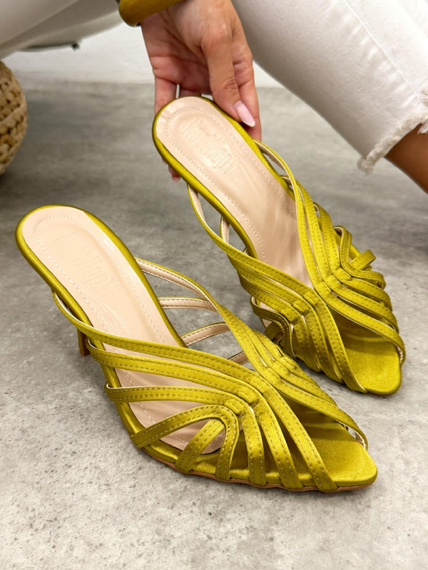Women Slippers and Mules G521 - GREEN