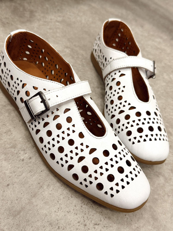 Flat leather shoes G422 - WHITE