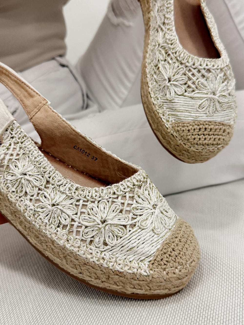 Women sandals G309 - WHITE