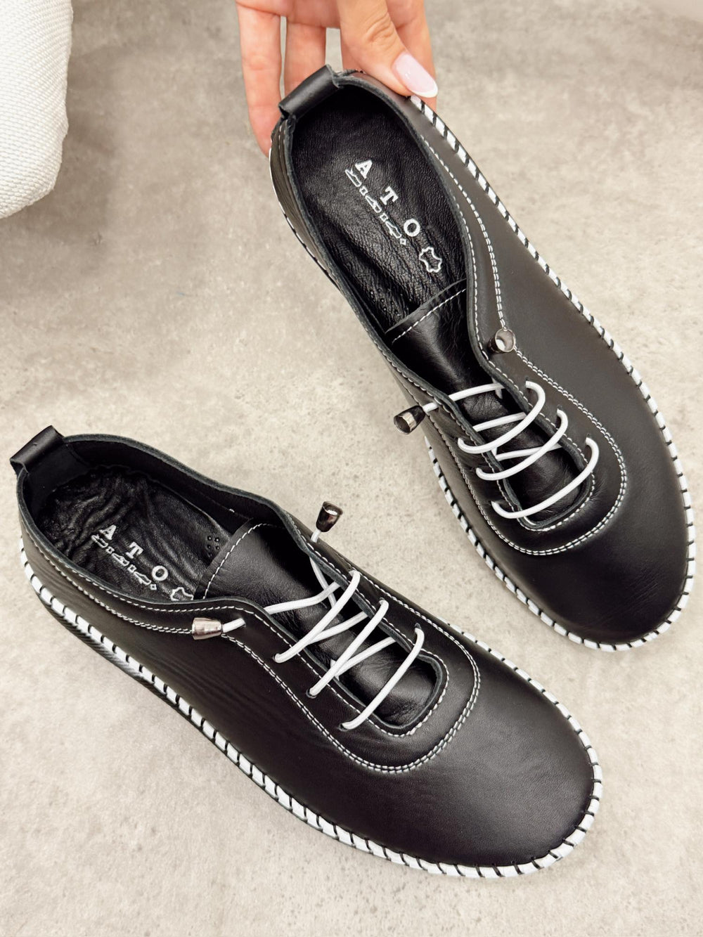 Leather sneakers G450 - BLACK