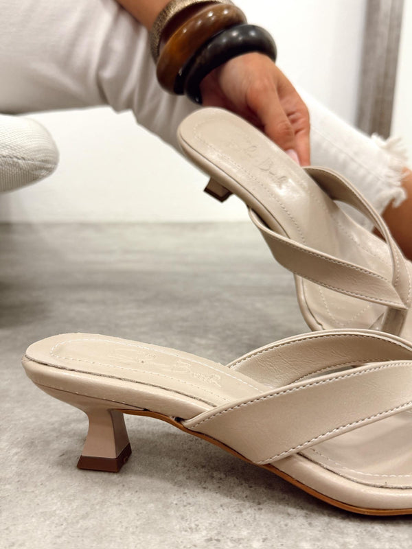 Women Slippers and Mules G492 - BEIGE