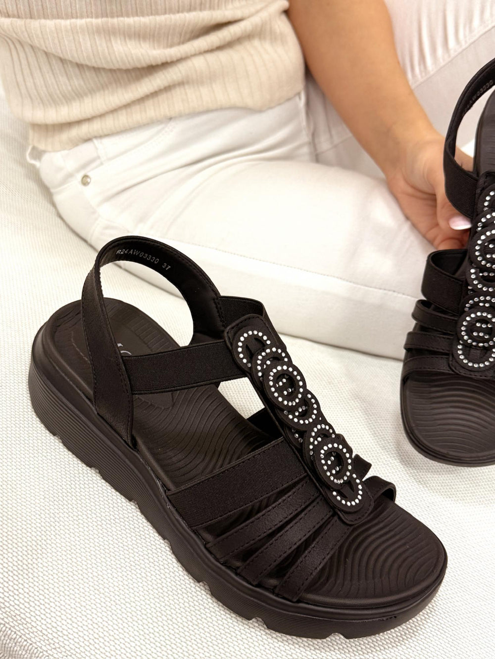 Women sandals G093 - BLACK
