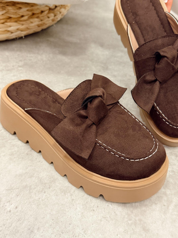 Women Slippers and Mules G497 - BROWN