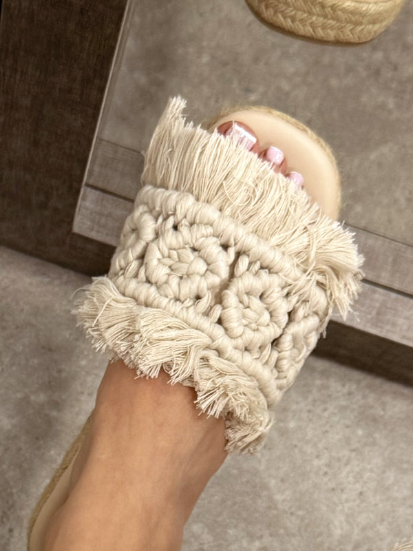 Women Slippers and Mules G236 - BEIGE