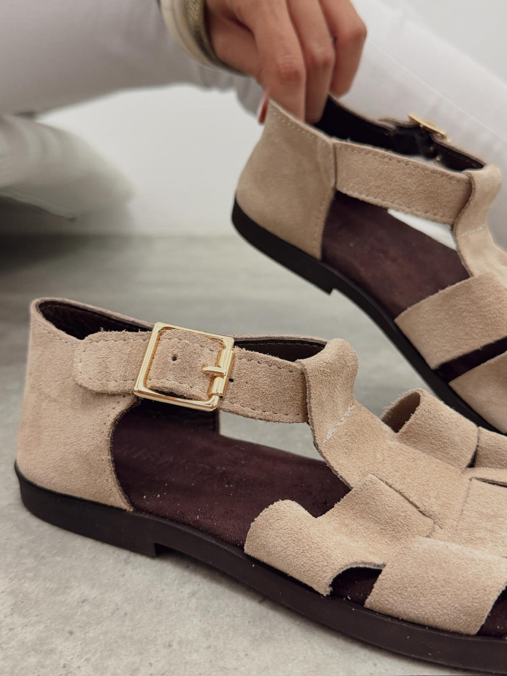 Leather sandals G430 - BEIGE