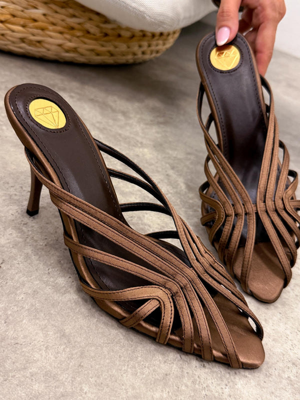 Women Slippers and Mules G353 - BROWN