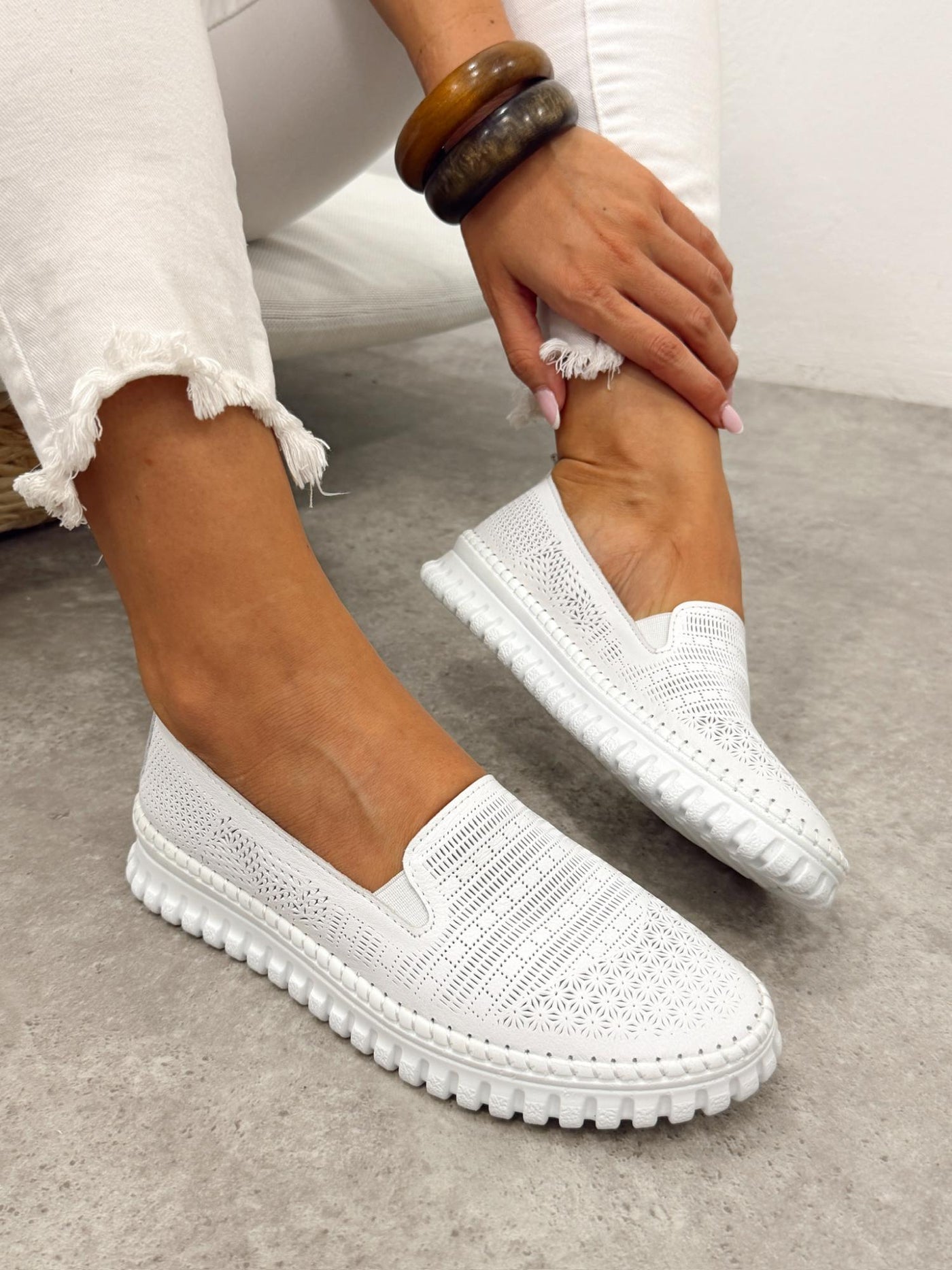 Flache Lederschuhe G397 – WEISS