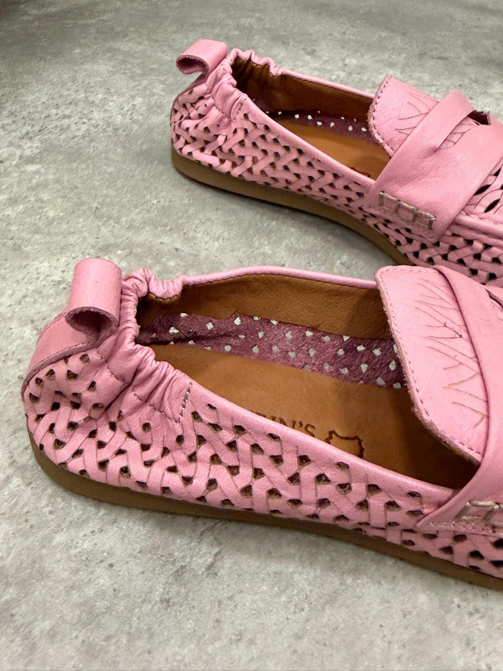 Flache Schuhe aus Leder G421 - PINK