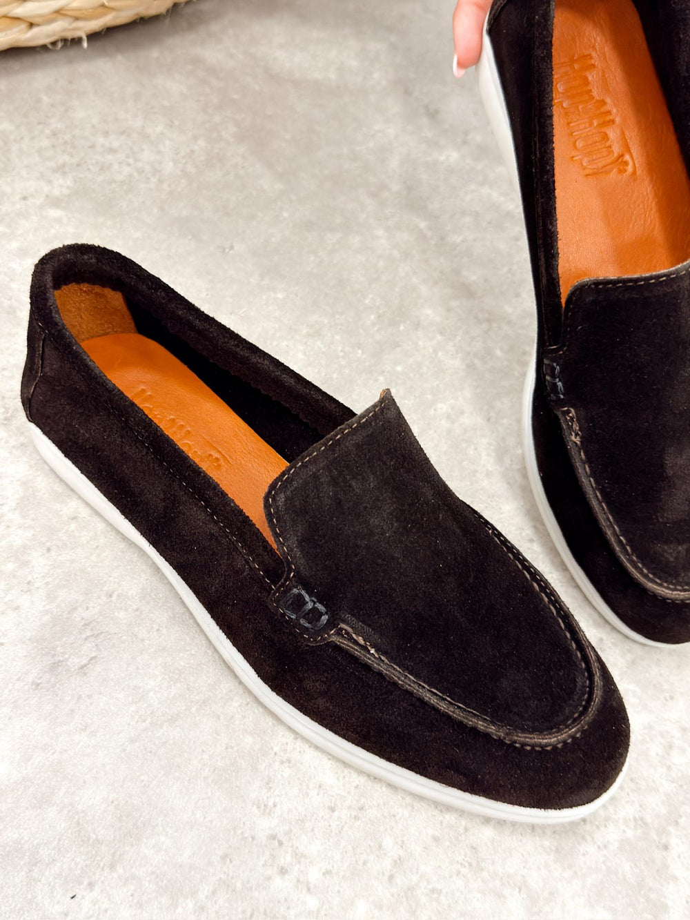 Flat leather shoes G517 - BROWN