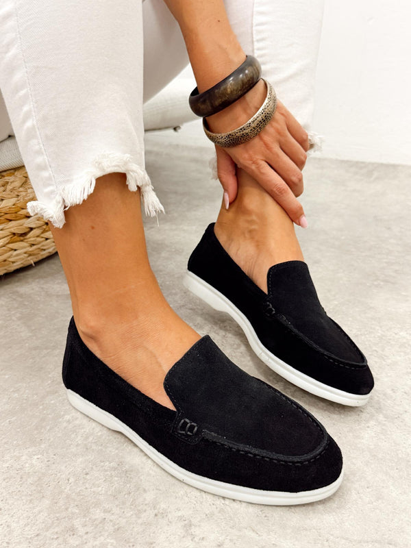 Flat leather shoes G517 - BLACK