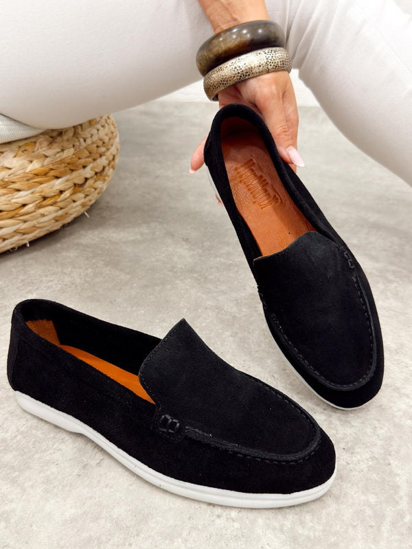 Flat leather shoes G517 - BLACK