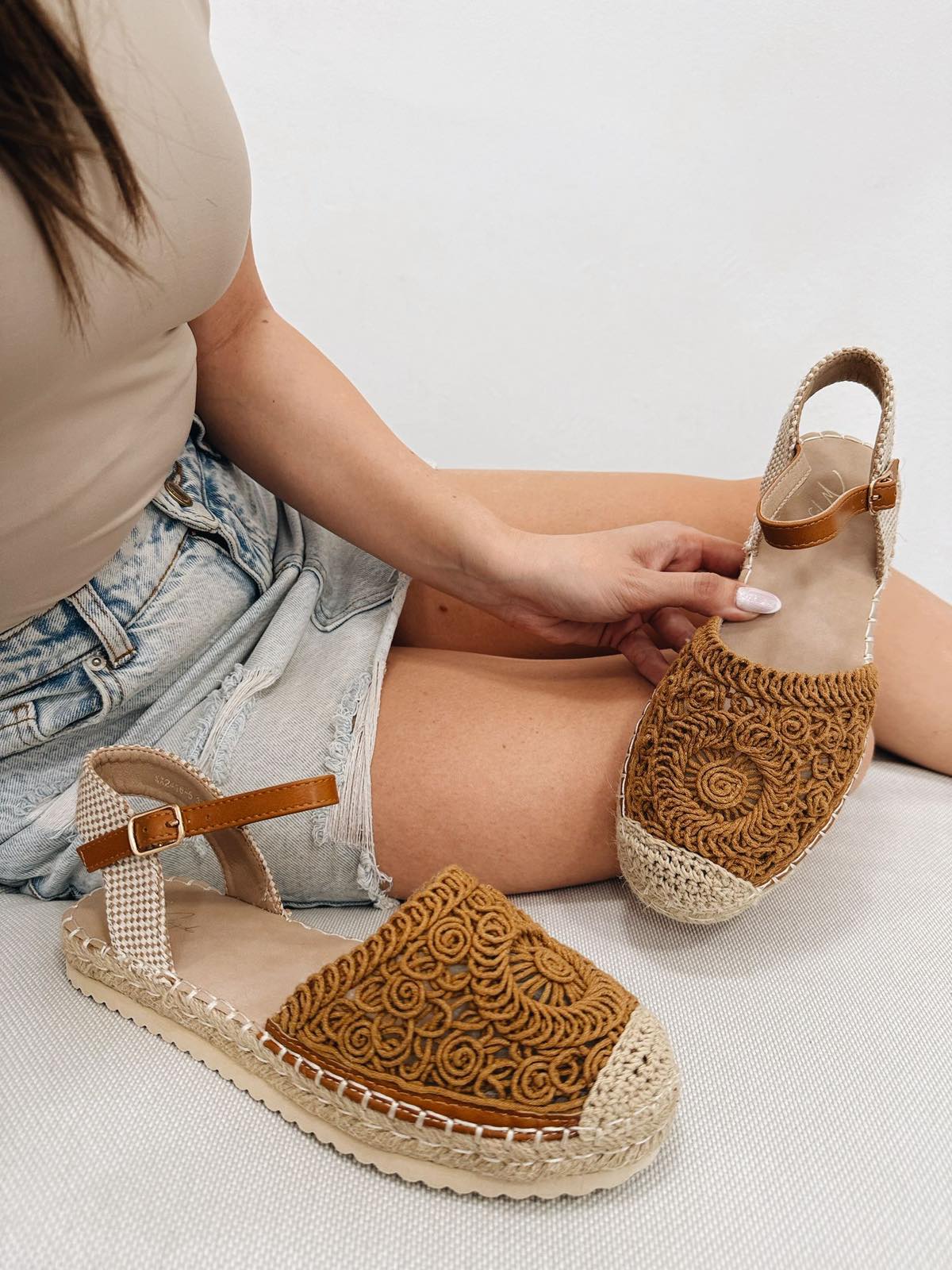 Pantofi plați de damă F192 - CAMEL